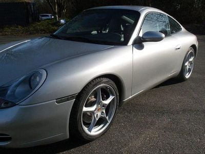 Porsche 911 Carrera