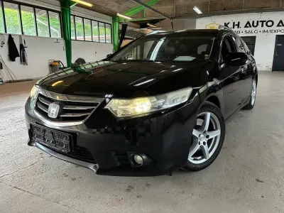 Gebraucht Honda Accord Executive 201 PS (147 kW) 2011 Schwarz Kombi