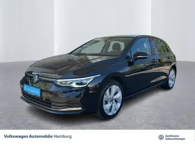 Gebraucht VW Golf VIII Move 150 PS (110 kW) 2023 Deep black perleffekt Limousine