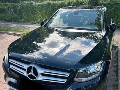 Mercedes GLC220
