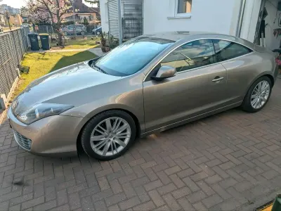 Gebraucht Renault Laguna Coupé 238 PS (175 kW) 2009 Gold Coupé