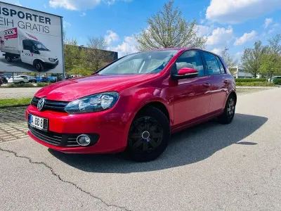 Gebraucht VW Golf VI 80 PS (58 kW) 2010 Rot Kleinwagen