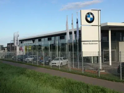 Second-hand BMW X1 156 CP (114 kW) 2023 Negru SUV