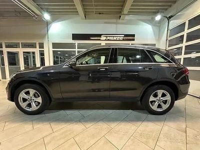 Second-hand Mercedes GLC300 122 CP (89 kW) 2021 Andere Berlinǎ