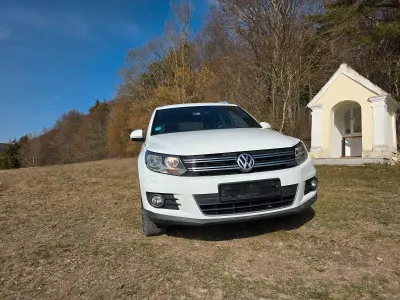 Gebraucht VW Tiguan LOUNGE 122 PS (89 kW) 2015 Weiß SUV
