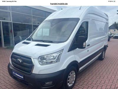 Gebraucht Ford Transit Trend 131 PS (96 kW) 2022 Weiß Limousine