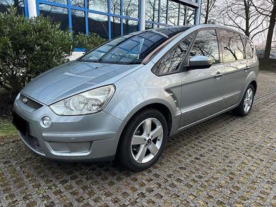 Gebraucht Ford S-MAX Titanium 145 PS (106 kW) 2008 Silber Van / Kleinbus