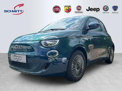 Gebraucht Fiat 500e Icon 86 kW (118 PS) 2023 Ozean grün Kleinwagen