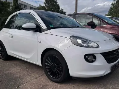 Gebraucht Opel Adam Glam 69 PS (50 kW) 2017 Weiß Kleinwagen