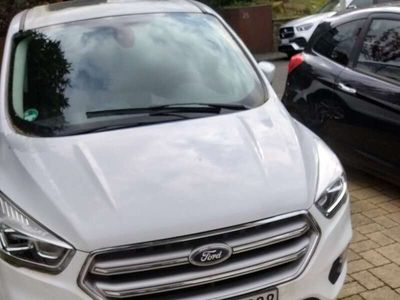 gebraucht Ford Kuga 1.5 EcoBoost 2x4 Titanium