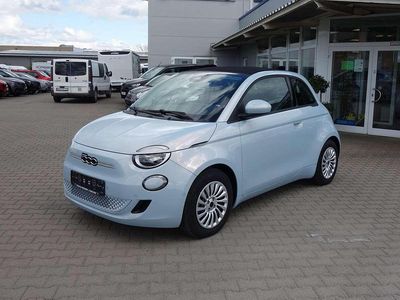 Usata Fiat 500e 86 kW (118 CV) 2024 Blu Cabrio