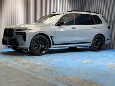 Gebraucht BMW X7 M Sport 530 PS (389 kW) 2025 Grau SUV
