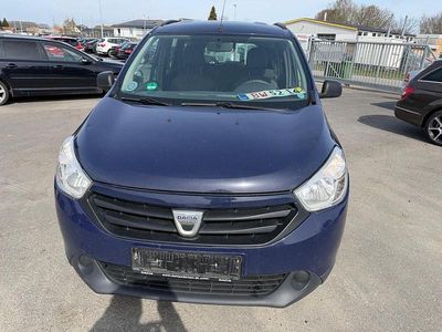 Usata Dacia Lodgy Ambiance 90 CV (66 kW) 2014 Blu Monovolume