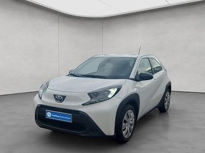 Weiß Gebraucht 2023 Toyota Aygo X Play SUV | 14.490 € (Guter Preis)