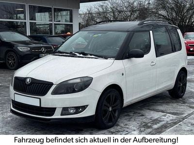 Weiß Gebraucht 2015 Skoda Roomster Noire Van / Kleinbus | 6.690 € (Fairer Preis)