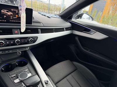 Gebraucht Audi A4 Sport 190 PS (139 kW) 2018 Grau Kombi