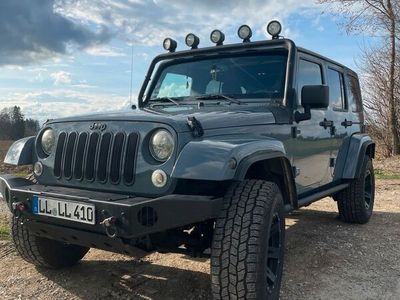 gebraucht Jeep Wrangler JK Unlimited 2,8 CRD Sahara mit vielen Extras