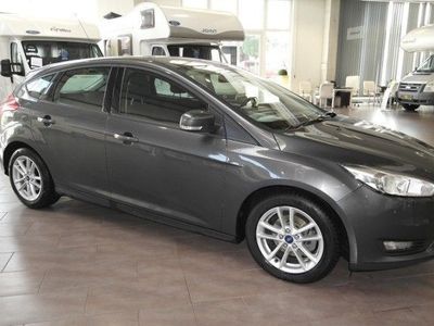 Używany Ford Focus Business Edition 116 KM (85 kW) 2015 Szary Sedan/Limuzyna