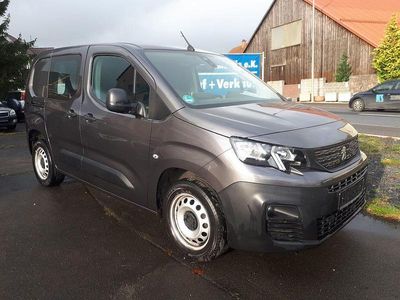 Gebraucht Peugeot Partner Premium 102 PS (75 kW) 2020 Grau Van / Kleinbus