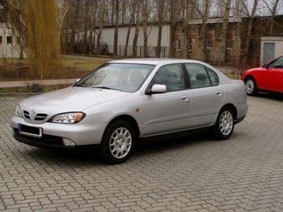 gebraucht Nissan Primera 1.8 Comfort # Klimaautomatik / 1. Hand