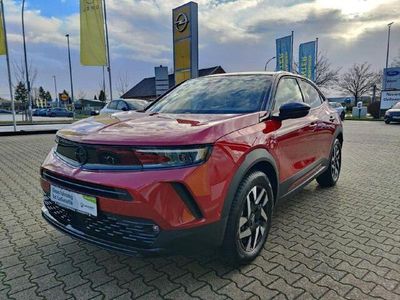 Rot (metallic) Gebraucht 2022 Opel Mokka-e SUV | 24.990 €