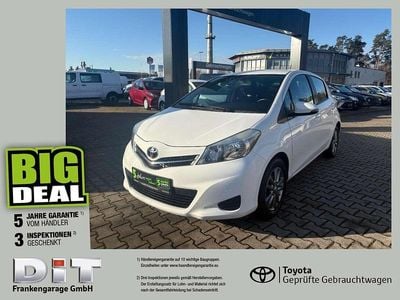 Schneeweiss Gebraucht 2013 Toyota Yaris Edition Kleinwagen | 7.690 € (Fairer Preis)