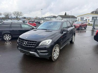 Gebraucht Mercedes ML350 258 PS (189 kW) 2012 Schwarz SUV