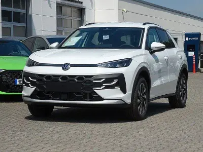 Neu VW T-Roc Cabriolet 116 PS (85 kW) 2026 Weiß SUV