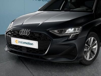 Gebraucht Audi A3 150 PS (110 kW) 2024 Grau Limousine