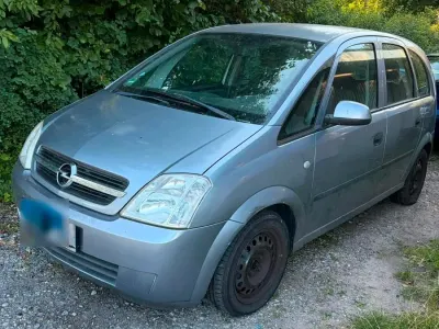 Gebraucht Opel Meriva 101 PS (74 kW) 2005 Silber Van / Kleinbus