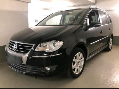 Gebraucht VW Touran United 140 PS (102 kW) 2009 Schwarz Van / Kleinbus