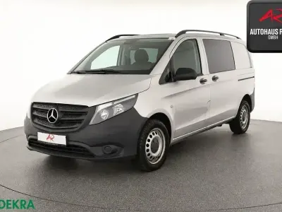 Gebraucht Mercedes Vito 136 PS (100 kW) 2021 Brillantsilber Van