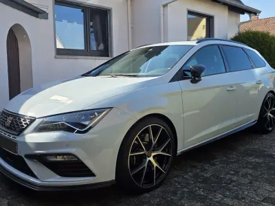 Usata Seat Leon ST 4Drive 300 CV (220 kW) 2020 Grigio Station wagon