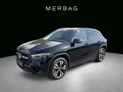 Gebraucht Mercedes GLA250 Progressive 163 PS (119 kW) 2025 Unilack nachtschwarz SUV
