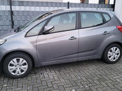 Gebraucht Hyundai ix20 Edition 90 PS (66 kW) 2014 Grau Kleinwagen