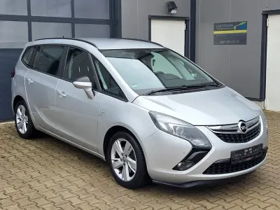 Gebraucht Opel Zafira Tourer drive 170 PS (125 kW) 2016 Argon silber/ice silver (m2) Van / Kleinbus