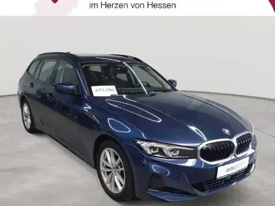 Gebraucht BMW 318 Sport Line 150 PS (110 kW) 2024 Blau Kombi