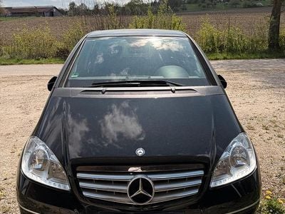 Gebraucht Mercedes A160 95 PS (69 kW) 2012 Schwarz Limousine