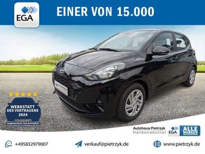 Gebraucht Hyundai i10 67 PS (49 kW) 2024 Phantom black / met (metallic) Kleinwagen