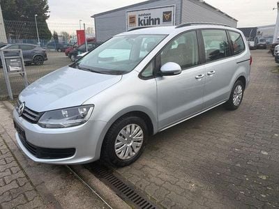 Silber Gebraucht 2011 VW Sharan Trendline Van / Kleinbus | 9.999 € (Fairer Preis)