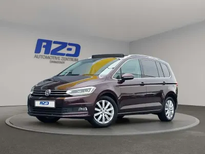 Gebraucht VW Touran Highline 190 PS (139 kW) 2017 Crimson red metallic Van / Kleinbus