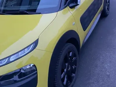 Gebraucht Citroën C4 Cactus Shine Edition 99 PS (72 kW) 2015 Gelb Kleinwagen
