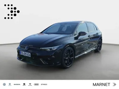 Gebraucht VW Golf VIII R 333 PS (244 kW) 2025 Grenadillschwarz metallic Limousine