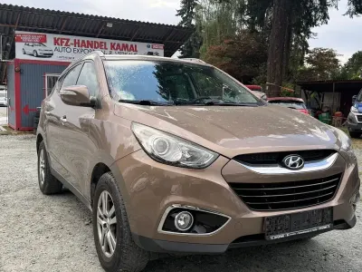 Gebraucht Hyundai ix35 Premium 136 PS (100 kW) 2013 Braun SUV