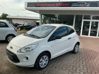Gebraucht Ford Ka Ambiente 69 PS (50 kW) 2016 Weiß Kleinwagen