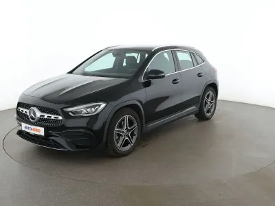 Gebraucht Mercedes GLA200 AMG line 163 PS (119 kW) 2022 Schwarz SUV