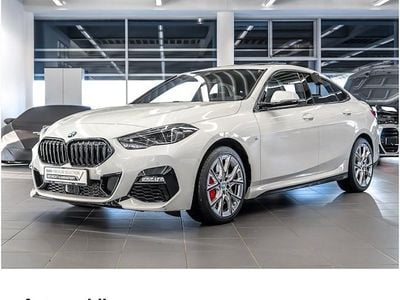 Weiß Gebraucht 2024 BMW 220 M Sport Coupé | 33.995 € (Superpreis)