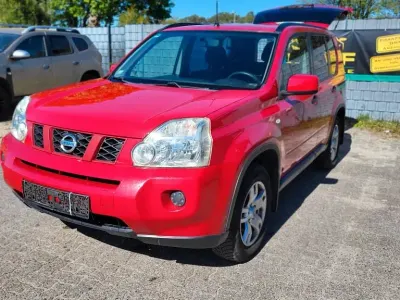 Gebraucht Nissan X-Trail XE 141 PS (103 kW) 2009 Rot SUV