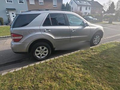 Gebraucht Mercedes ML280 193 PS (141 kW) 2008 Beige SUV