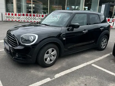 Gebraucht Mini Countryman 102 PS (75 kW) 2020 Schwarz SUV